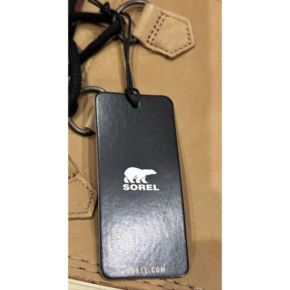 Sorel Caribou Boot in Buff NWT Size Youth 4 - Picture 10 of 11